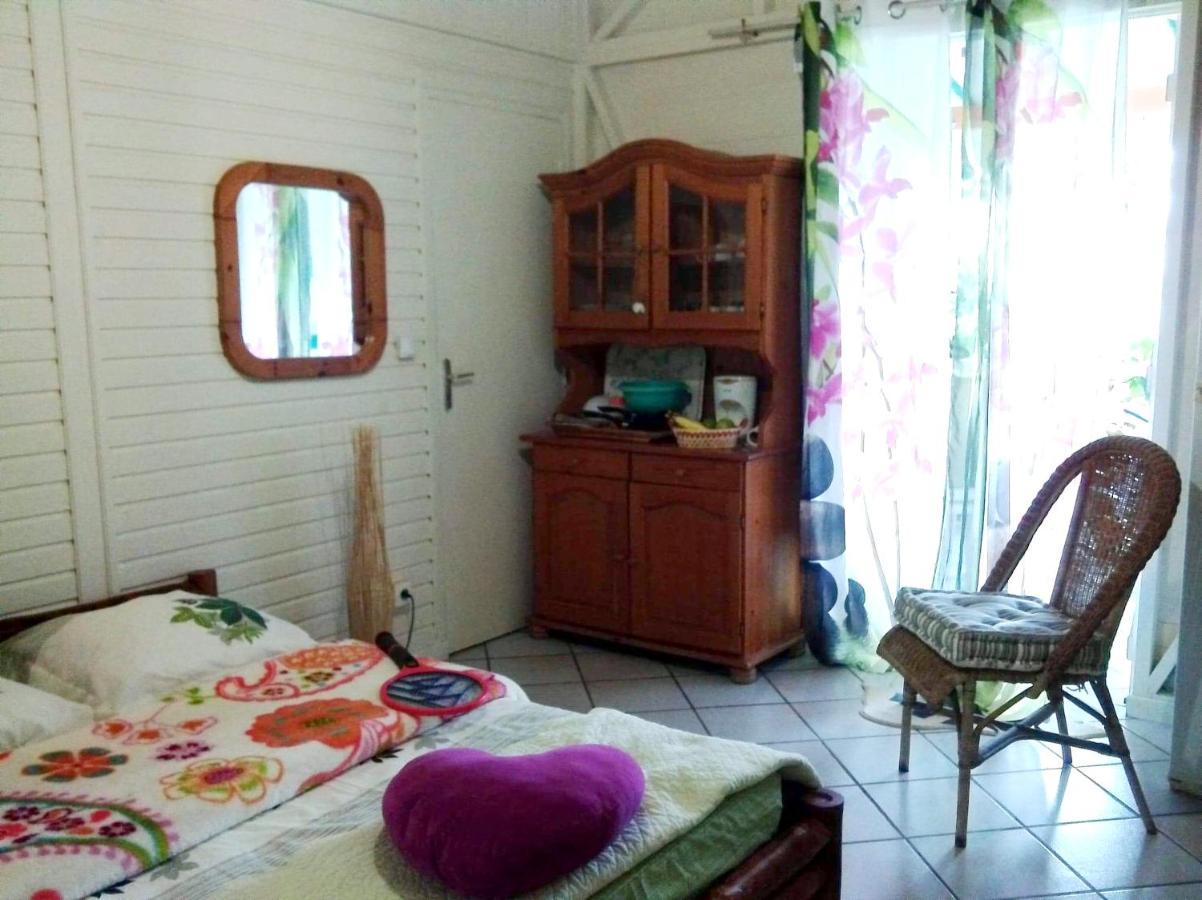 Studio Lotissement Bel Horizon A Dampierre Appartement
